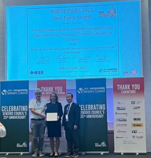 Towards entry "Our postdoc Dr.-Ing. Ingrid Ullmann won the Best Paper Award at the IEEE Sensors Conference in Vienna"